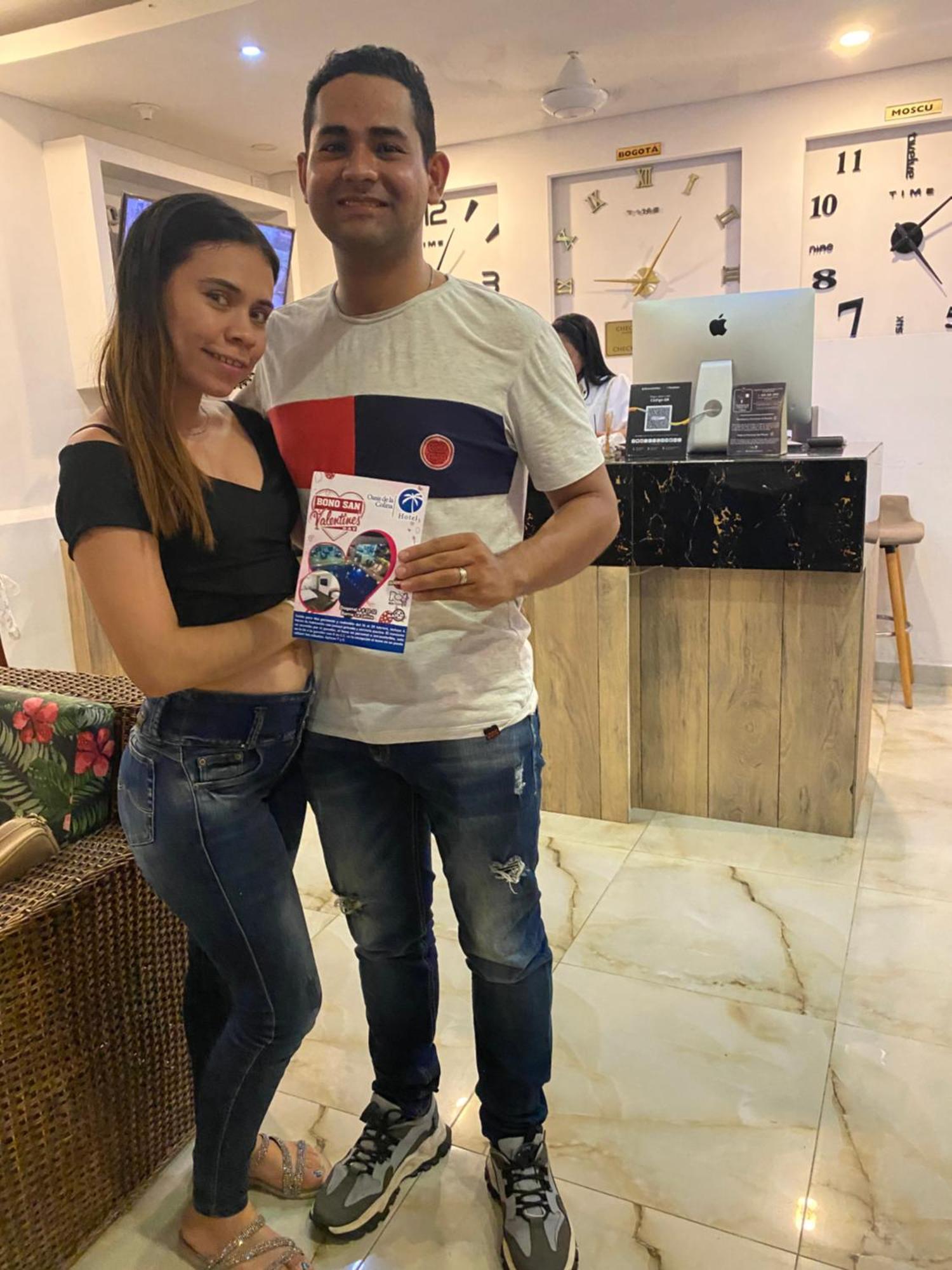 Hotel Deluxe Oasis De La Colina Girardot Eksteriør billede