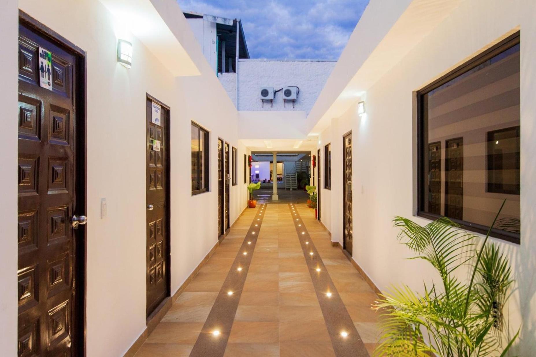 Hotel Deluxe Oasis De La Colina Girardot Eksteriør billede