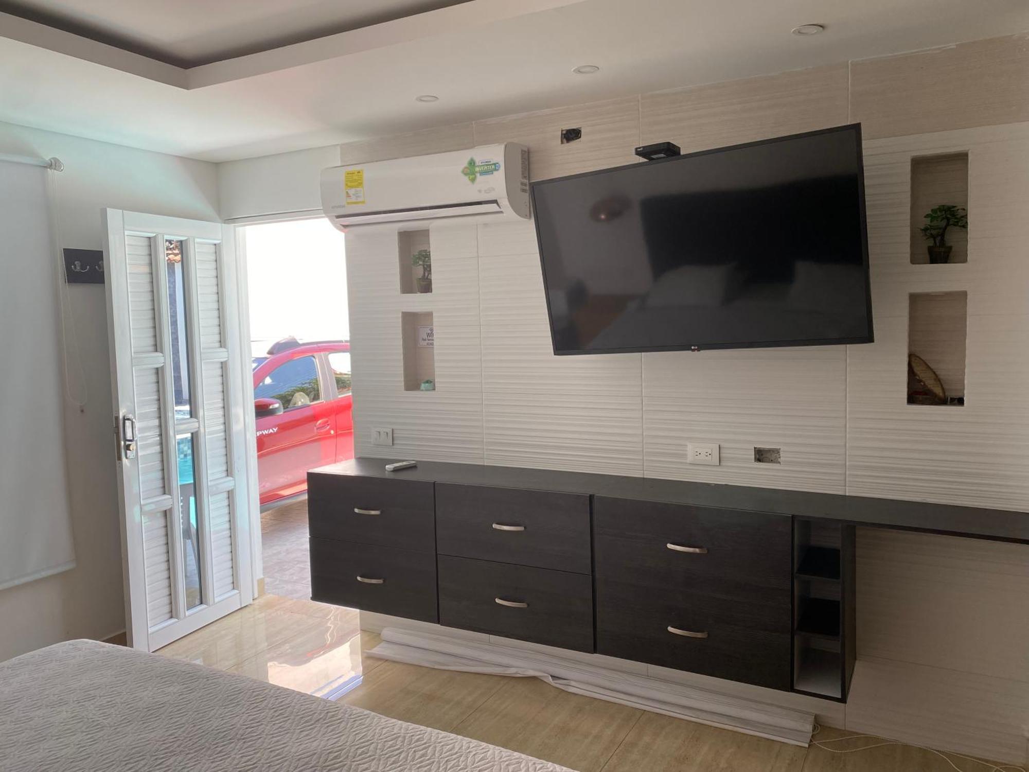 Hotel Deluxe Oasis De La Colina Girardot Eksteriør billede