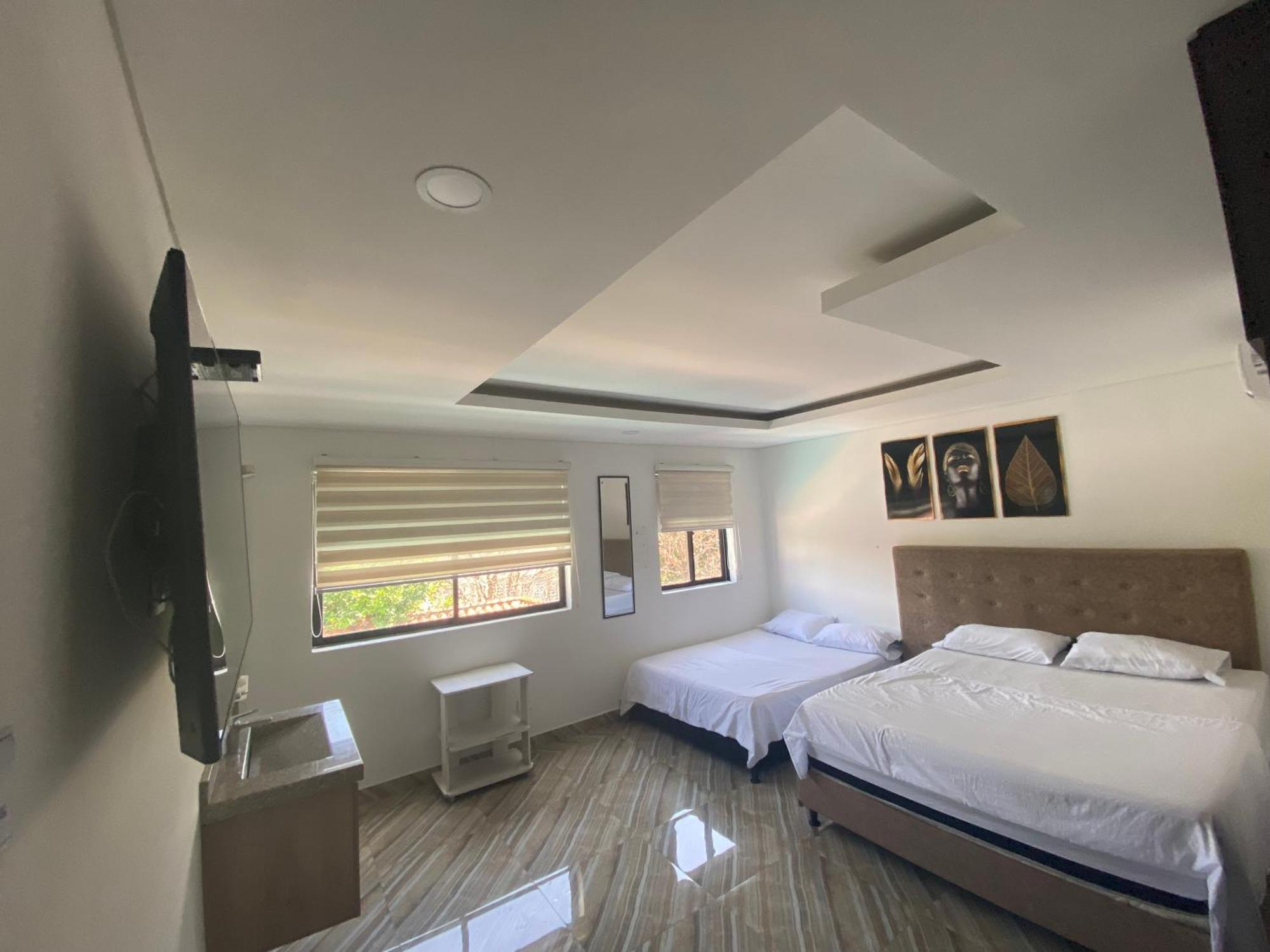 Hotel Deluxe Oasis De La Colina Girardot Eksteriør billede